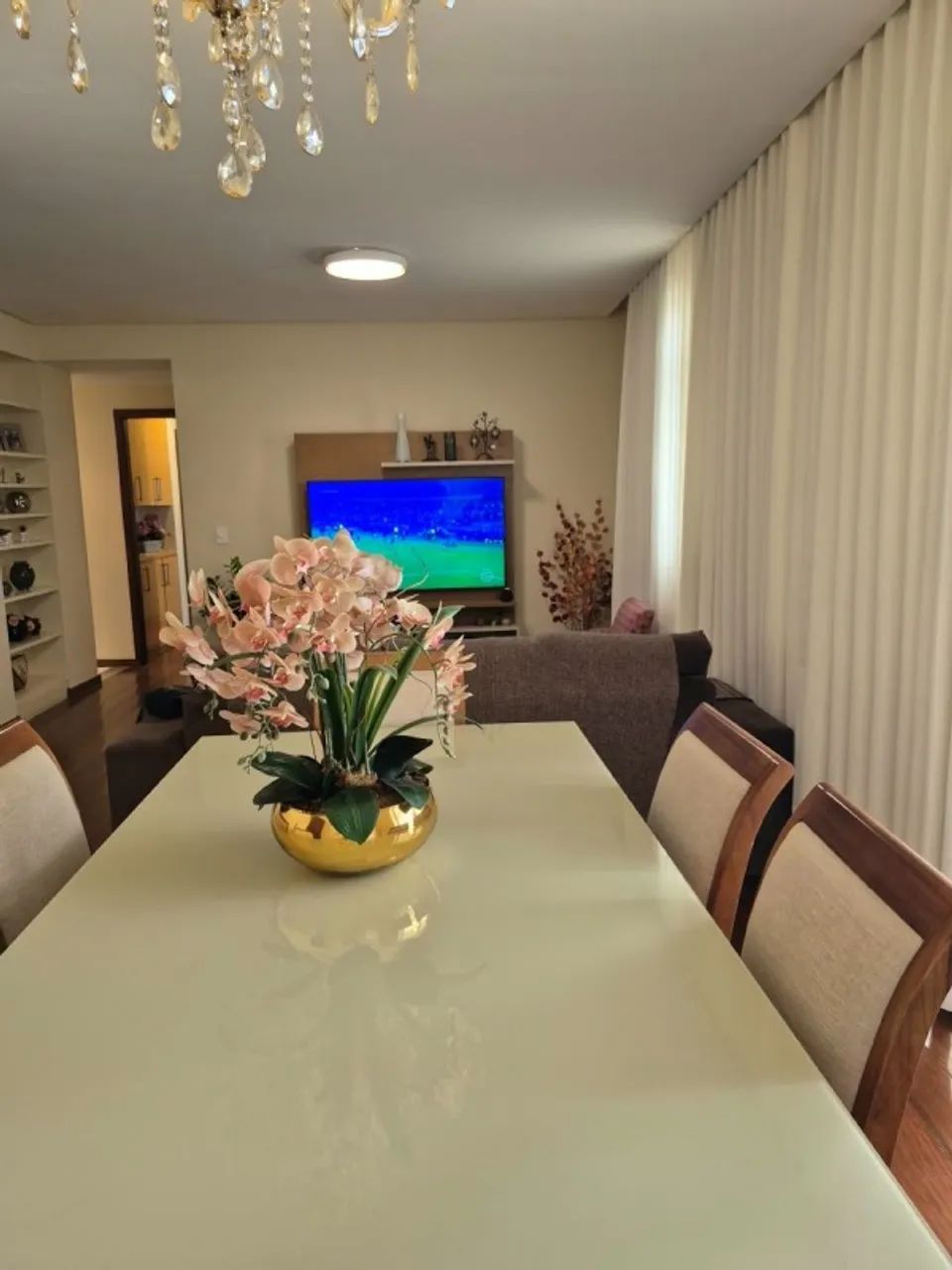 Apartamento com 3 quartos para alugar em Belo Horizonte