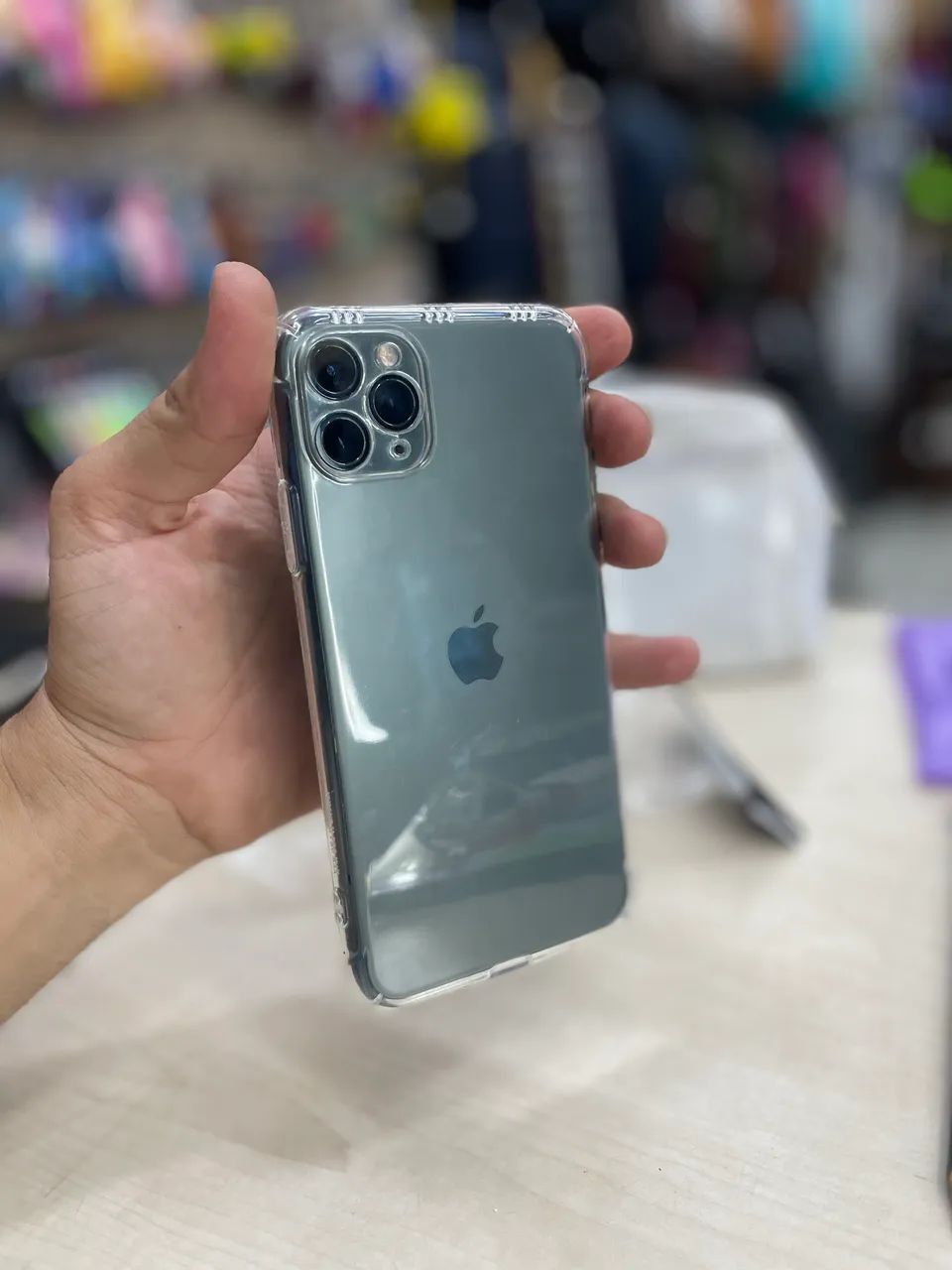 IPHONE 11PRO MAX 256GB - Foto 2