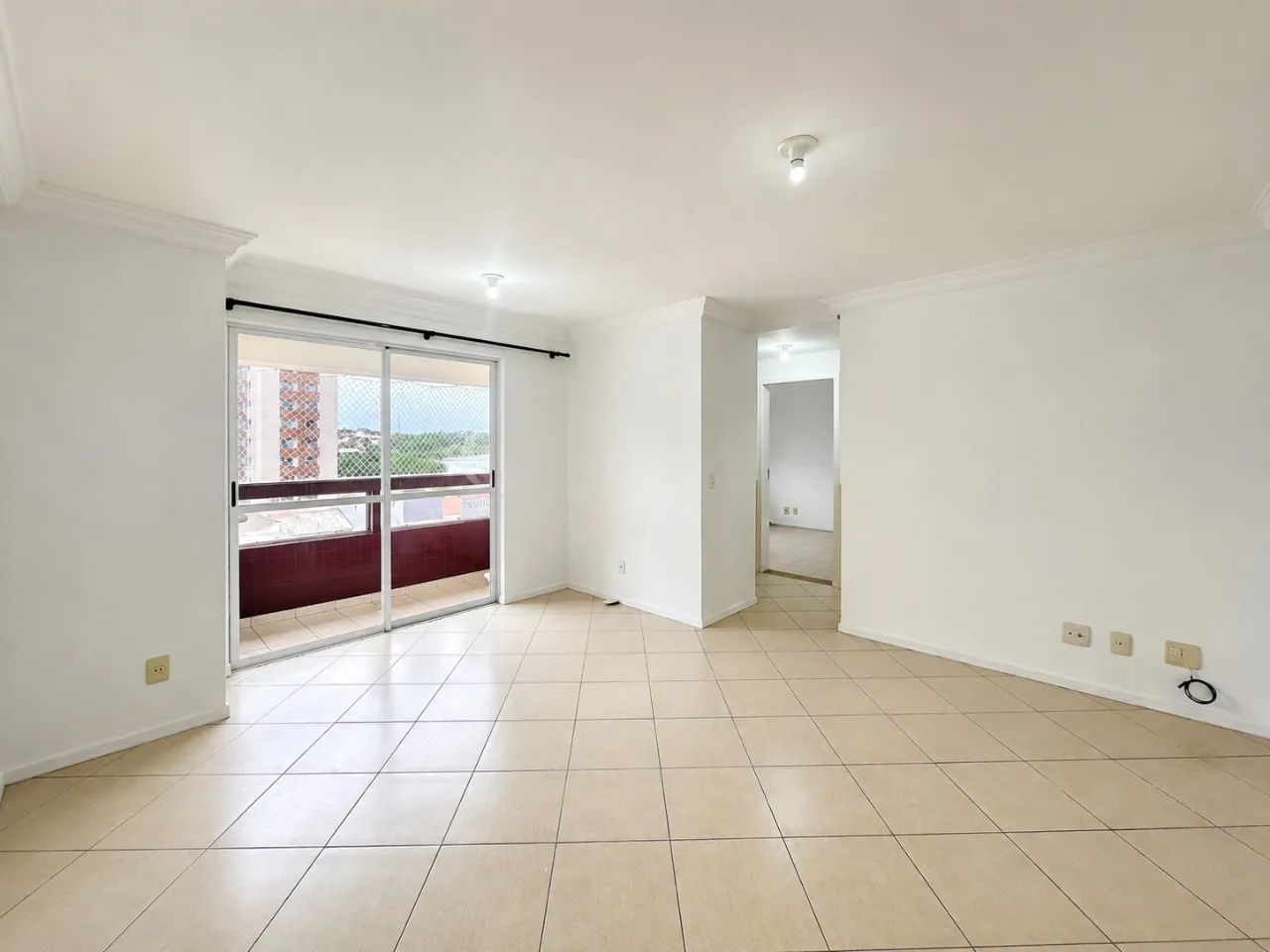 Apartamento à venda de 2 quartos sendo 1 suíte no Estreito, Florianópolis - SC