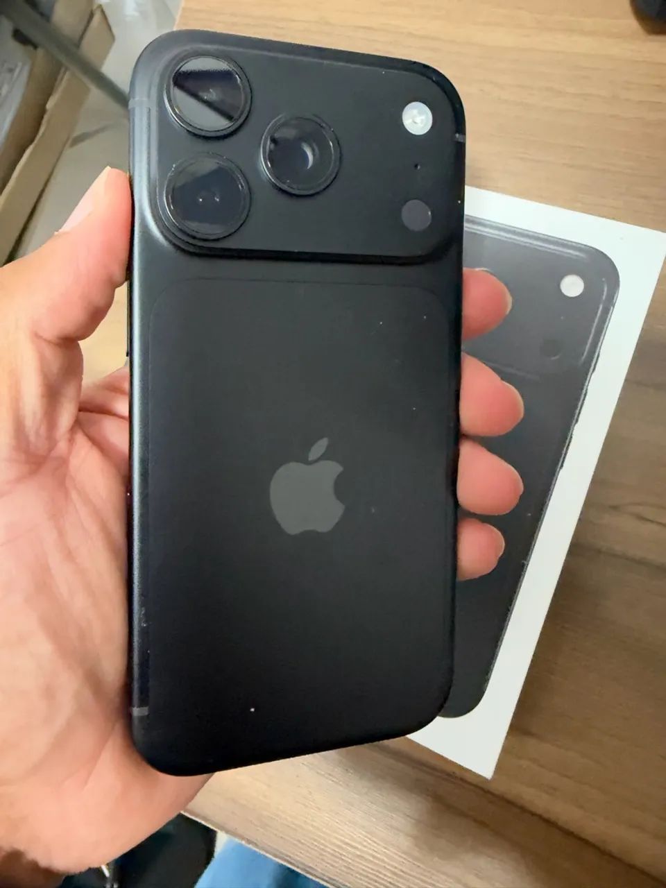 iPhone 18 Pro Max 256GB Preto - Foto 3