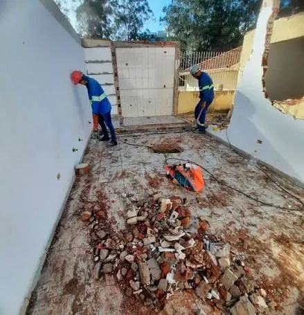 Demolição  - Foto 2