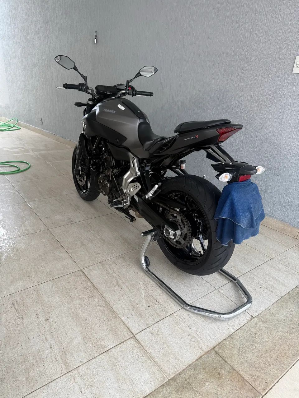 Mt 07 - Foto 2