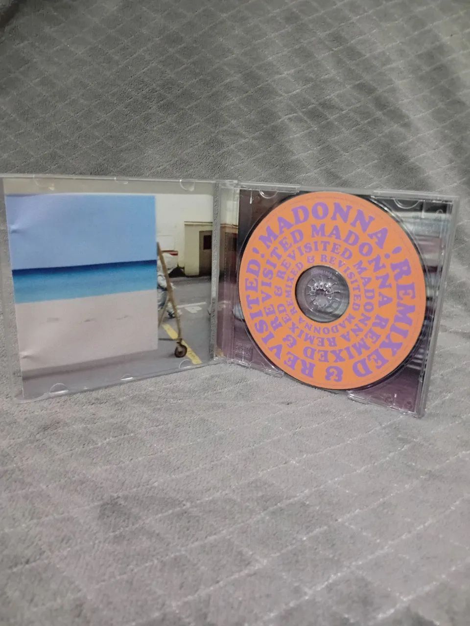 CD Madonna - Remixed & Revisited - Foto 2
