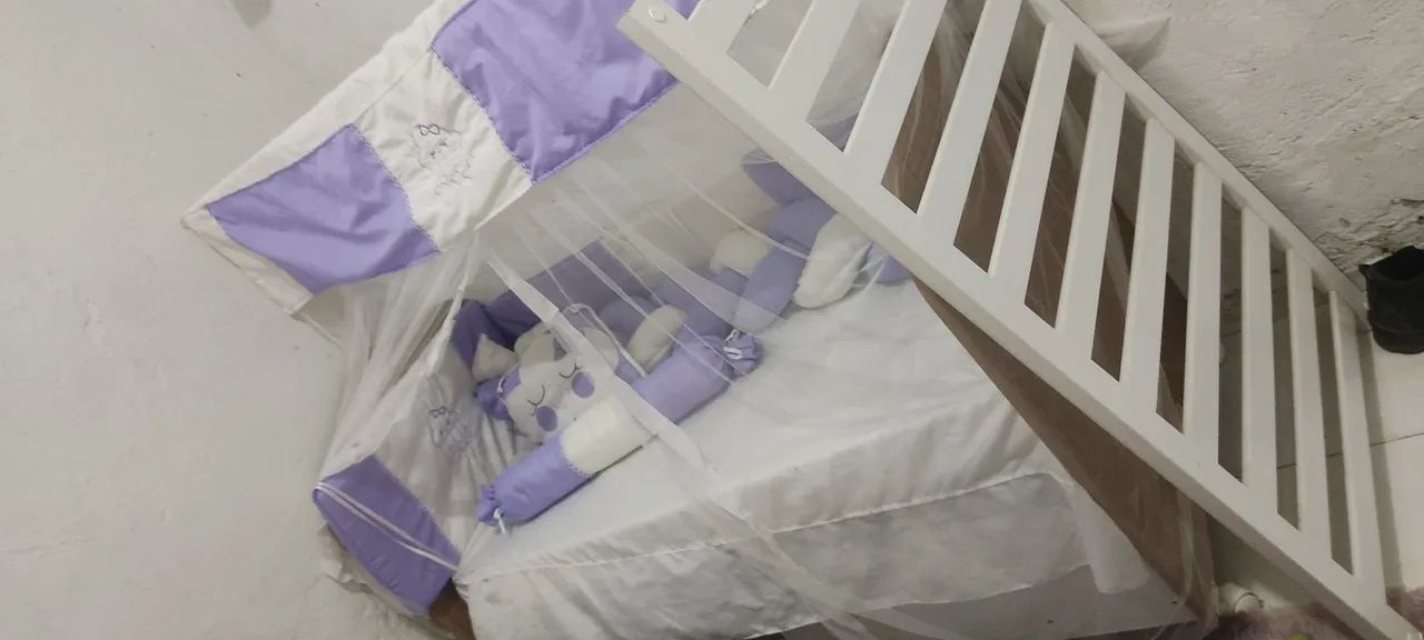 Berço cama com enxoval  - Foto 3