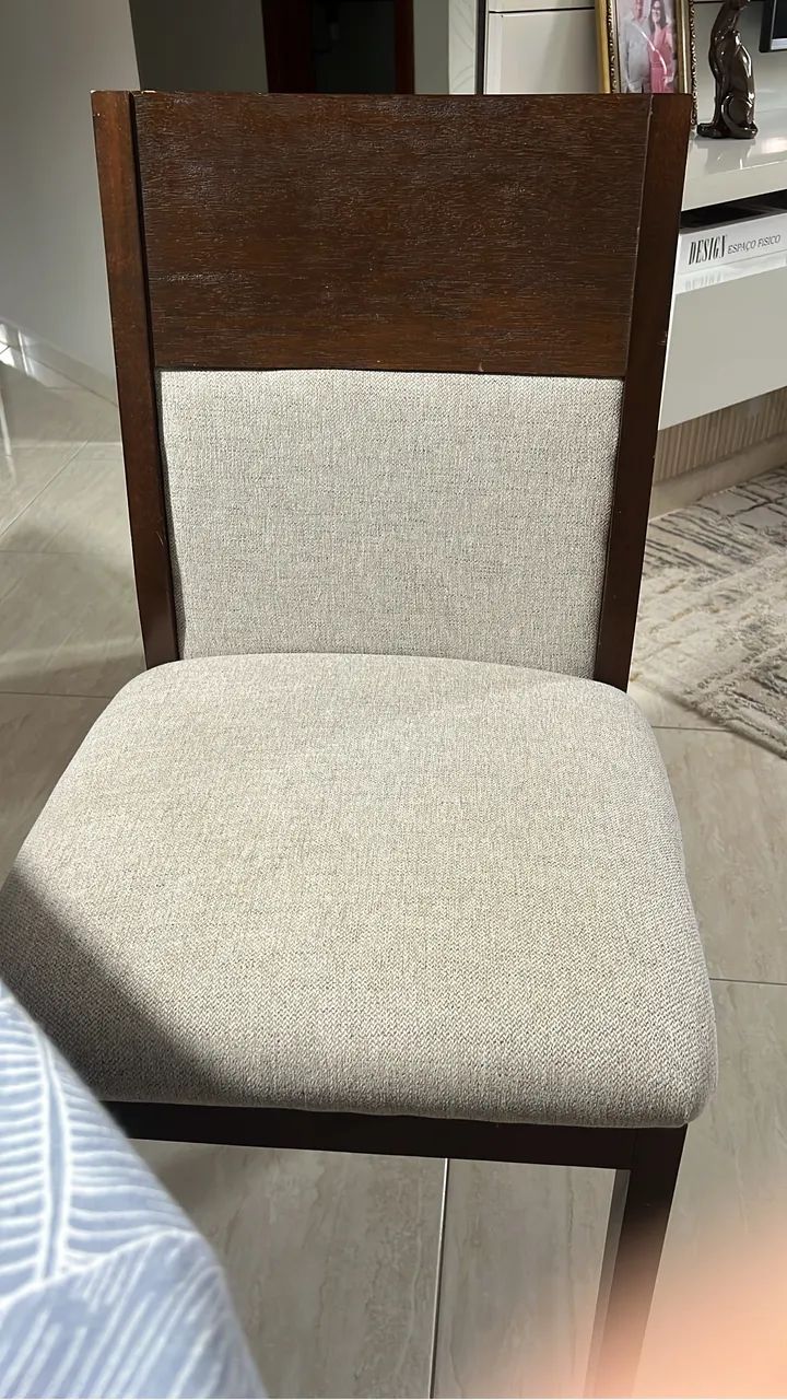 Mesa com cadeiras - Foto 4