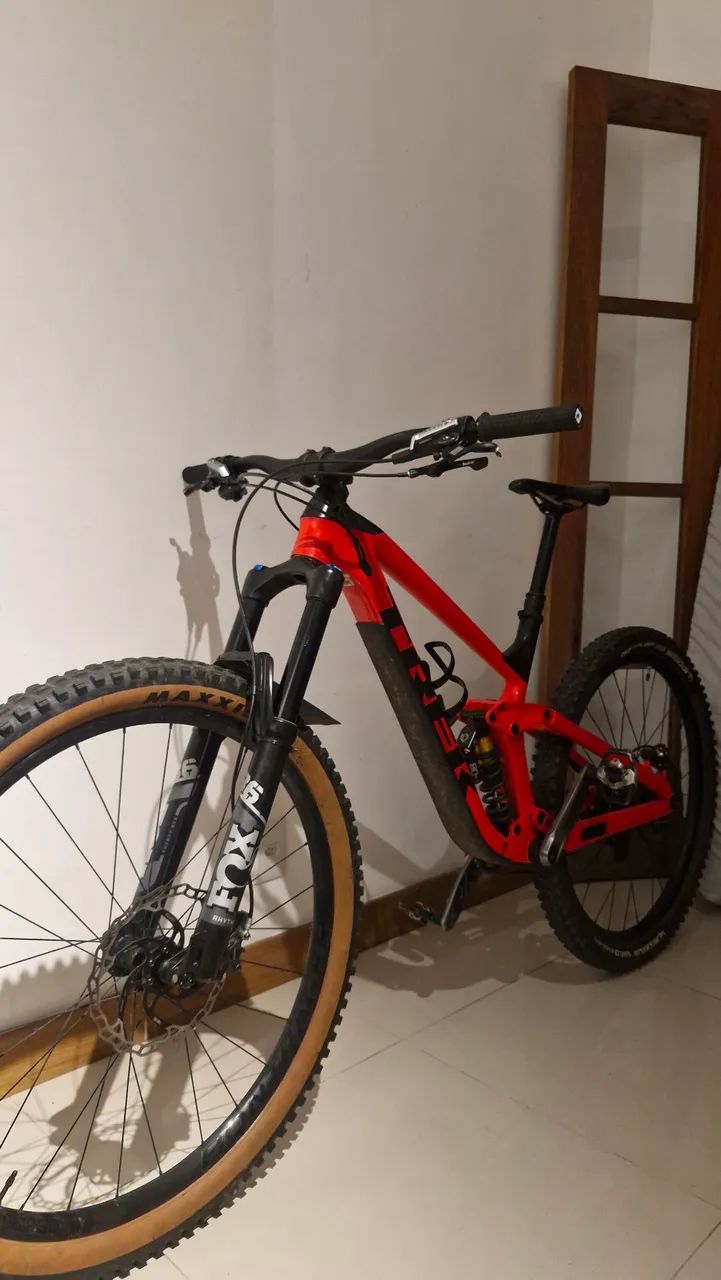 Trek Slash 7