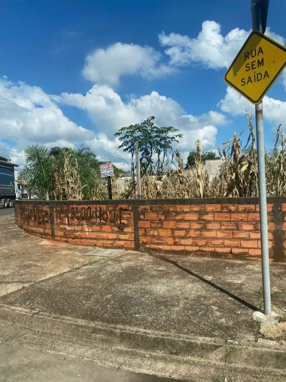 OPORTUNIDADE TERRENO DE ESQUINA 