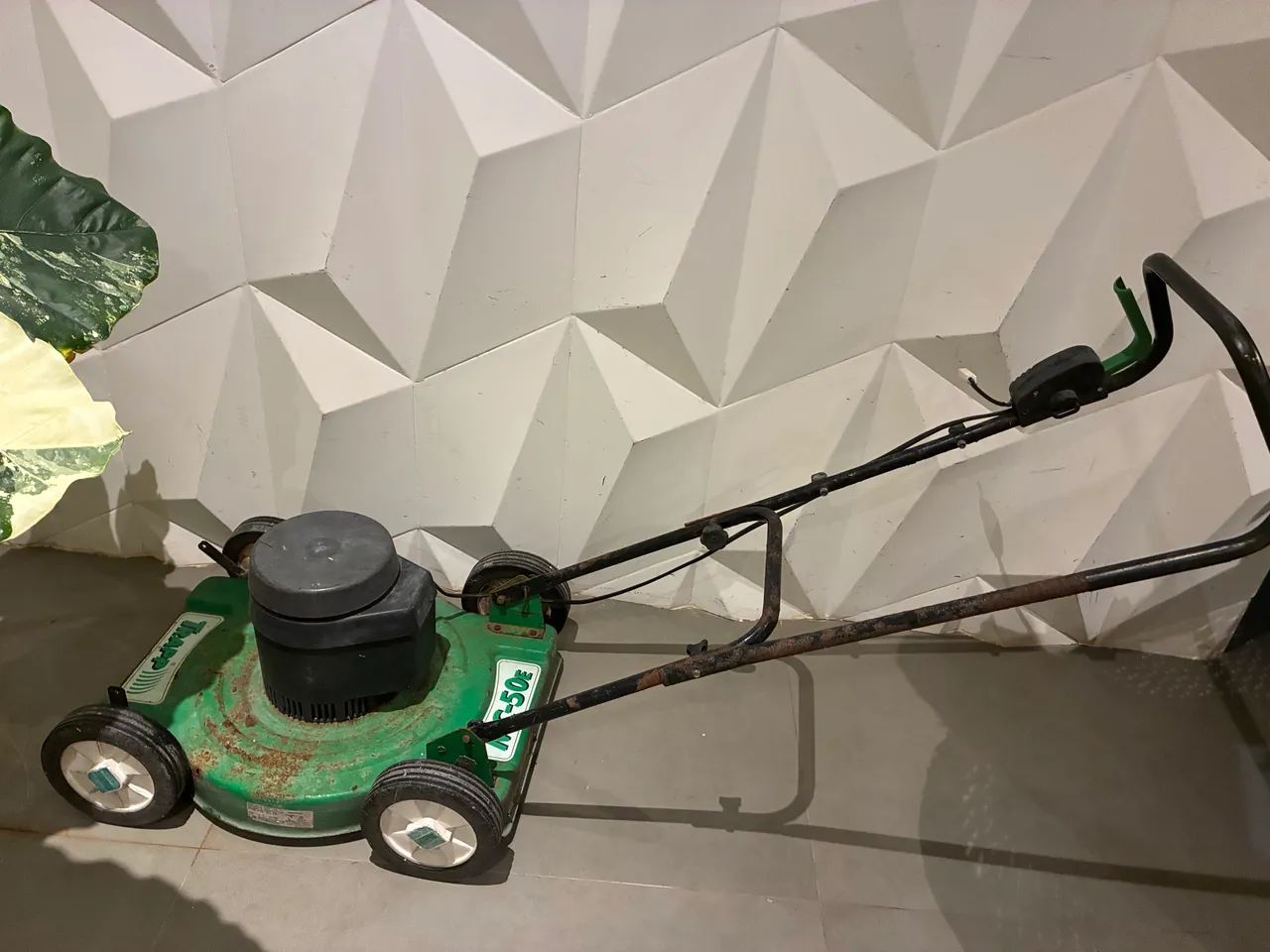 Cortador de grama 