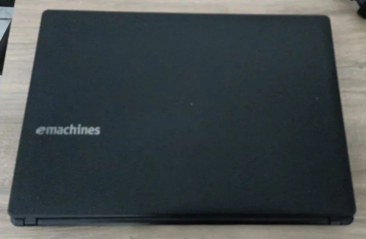 Notebook Acer aspire 4253 com processador AMD-350@1.60ghz