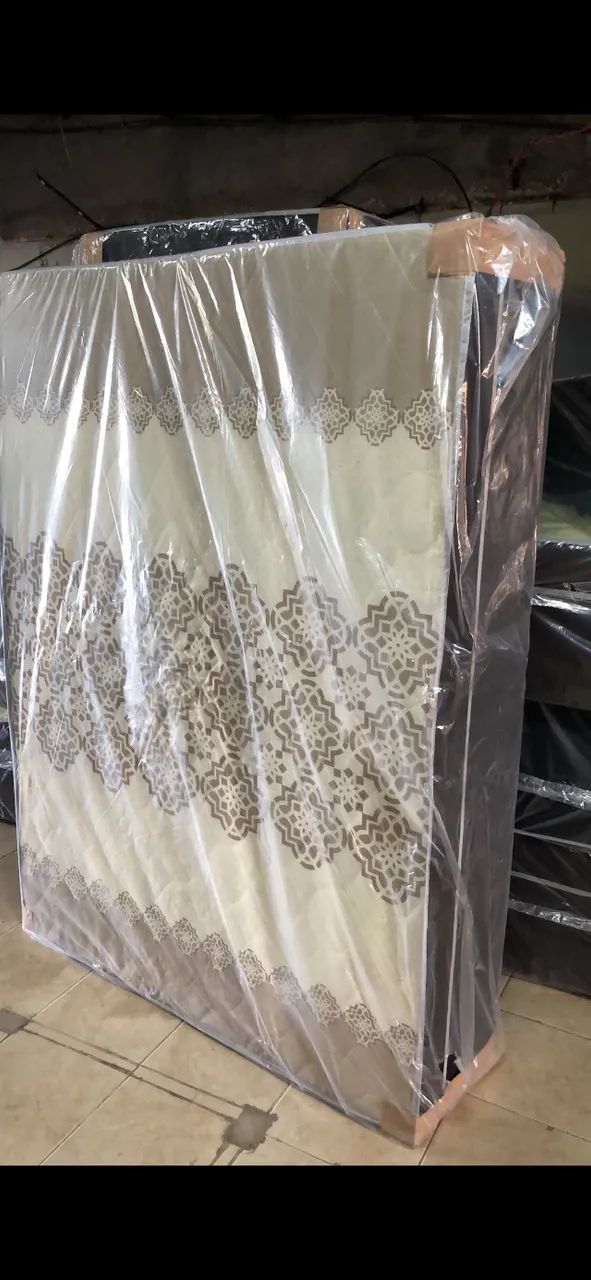 Cama box casal 