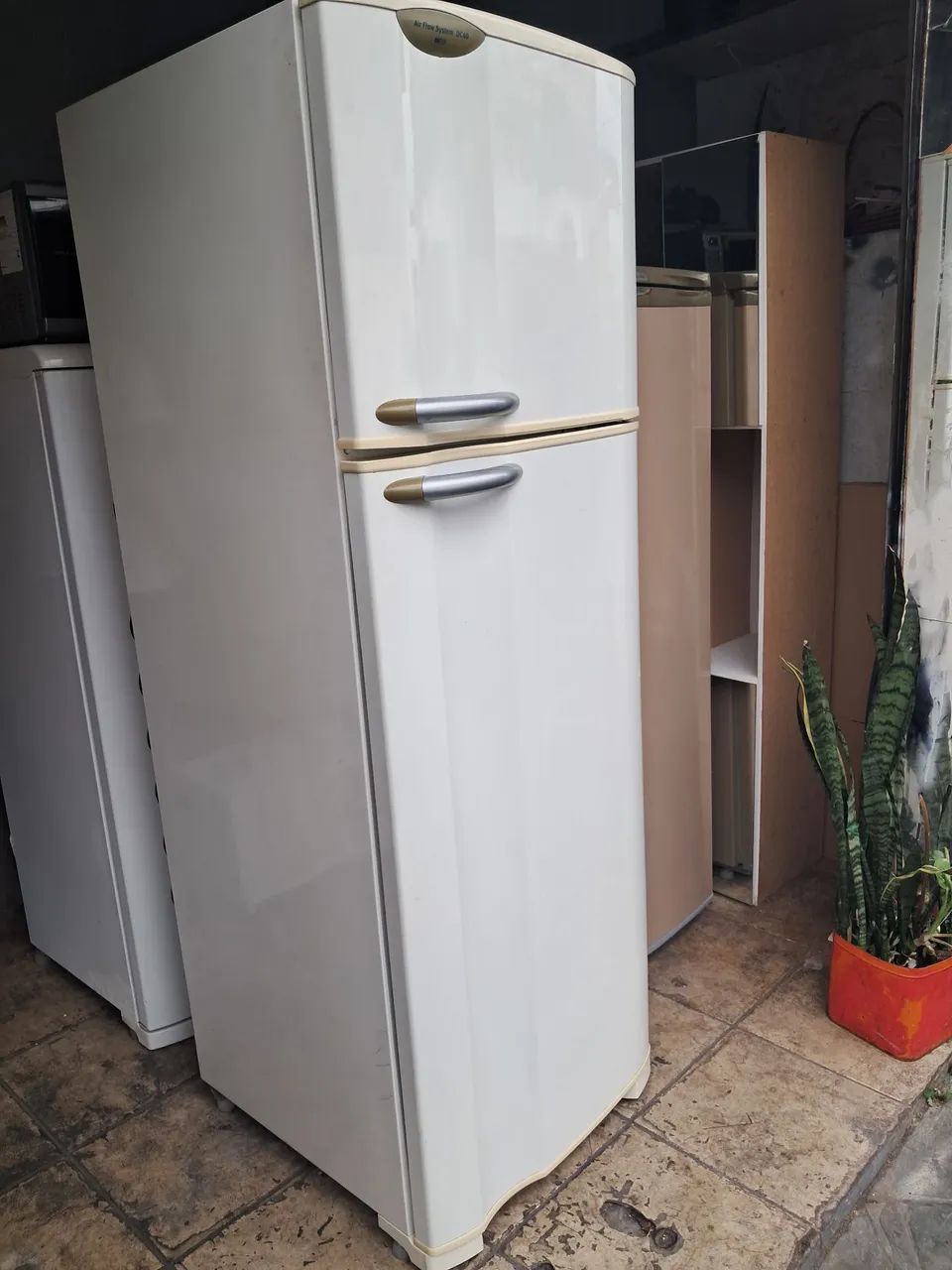 Geladeira Electrolux 400 lt  - Foto 4