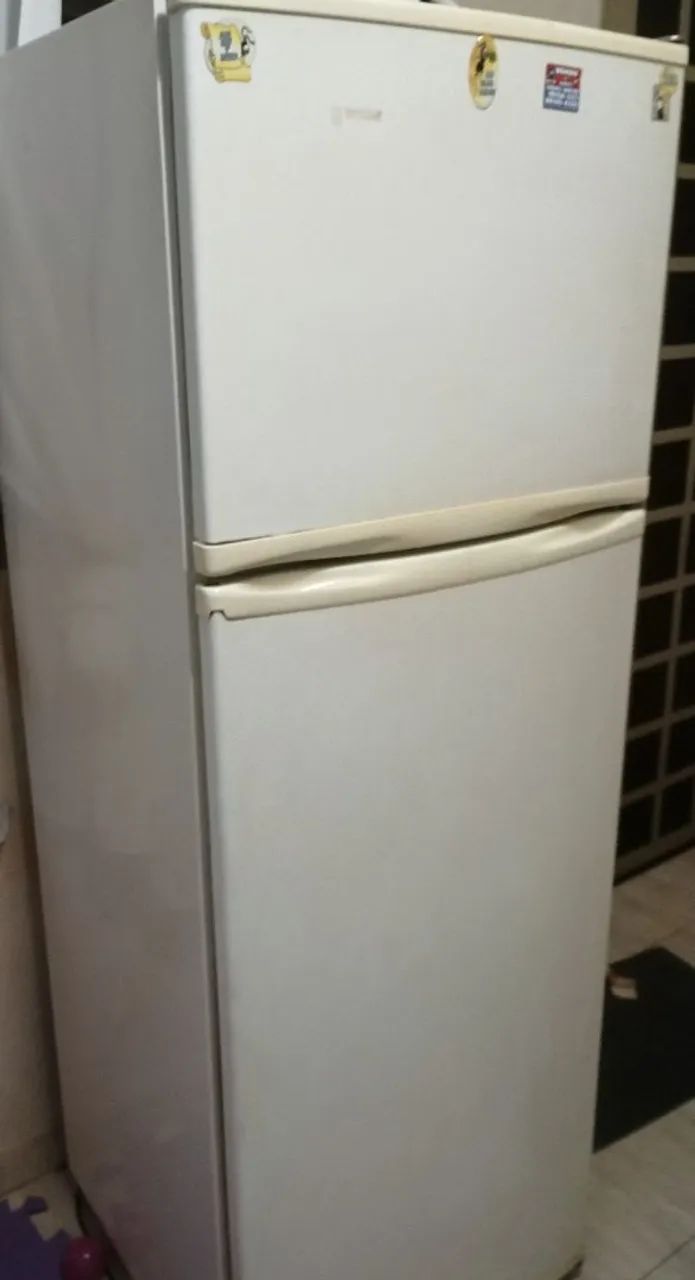 Geladeira com defeito - Foto 3