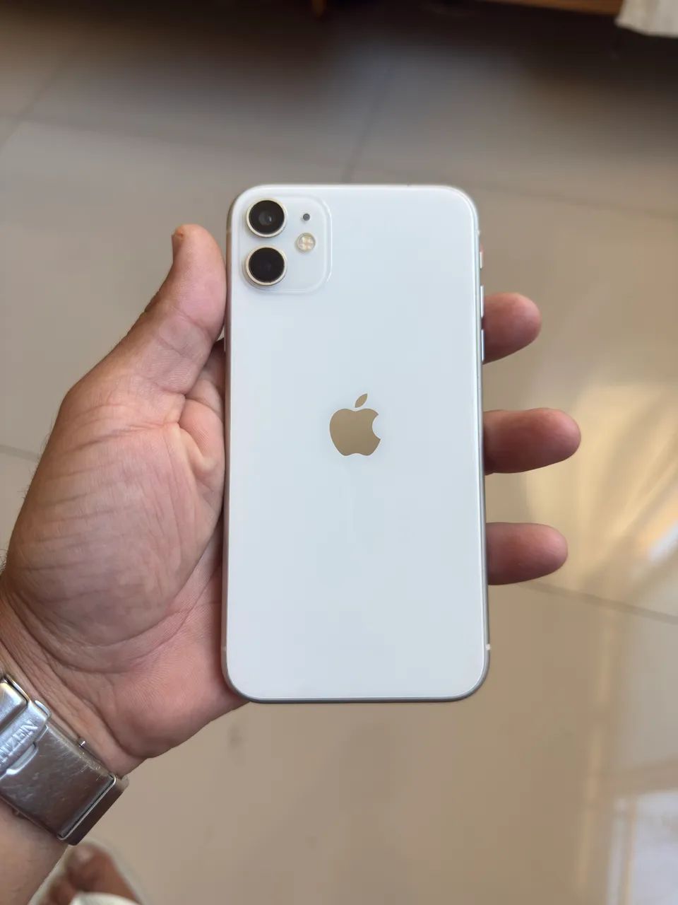 iPhone 11 64GB conservado! - Foto 2