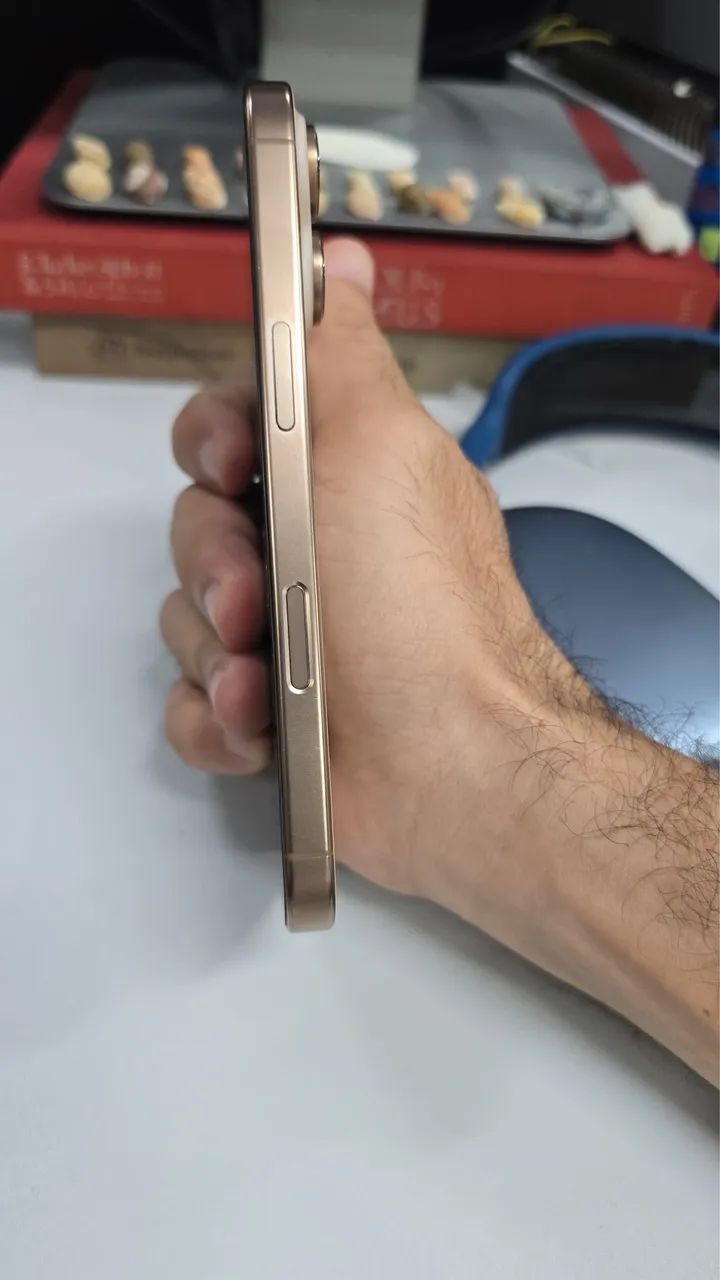 Vendo Iphone 16 Pro de 256gb - Foto 5