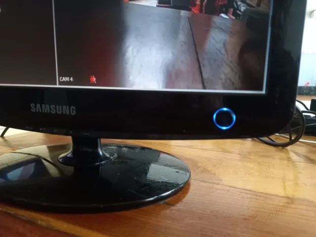 MONITOR SAMSUNG 16" TOP PARA ESPAÇO PEQUENO - Foto 4