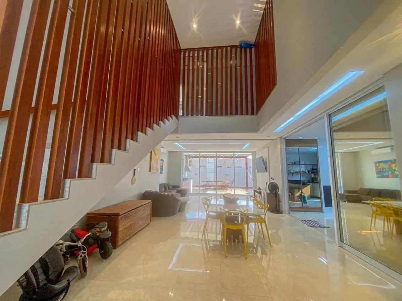 EXCELENTE CASA DE ALTO PADRÃO NO ALPHAVILLE. - Foto 5