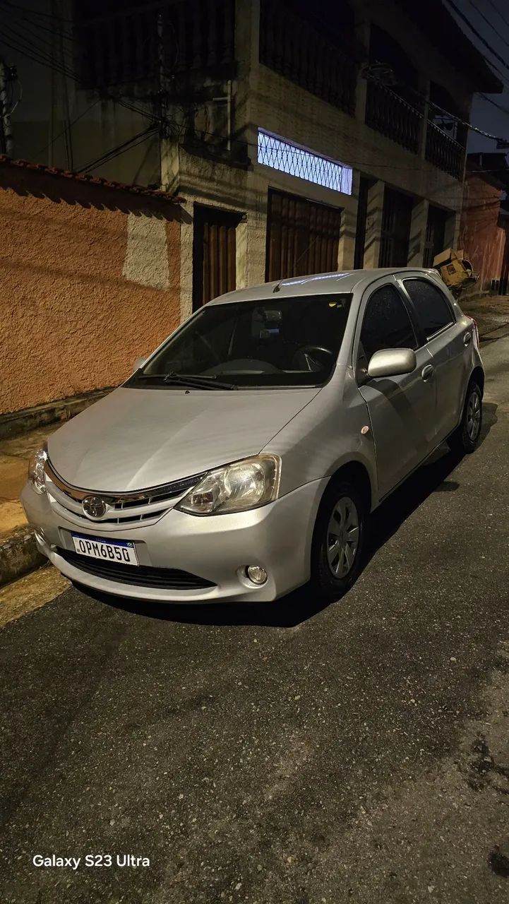 Toyota Etios ETIOS XS  1.3 Flex 16V 5p Mec. 2013