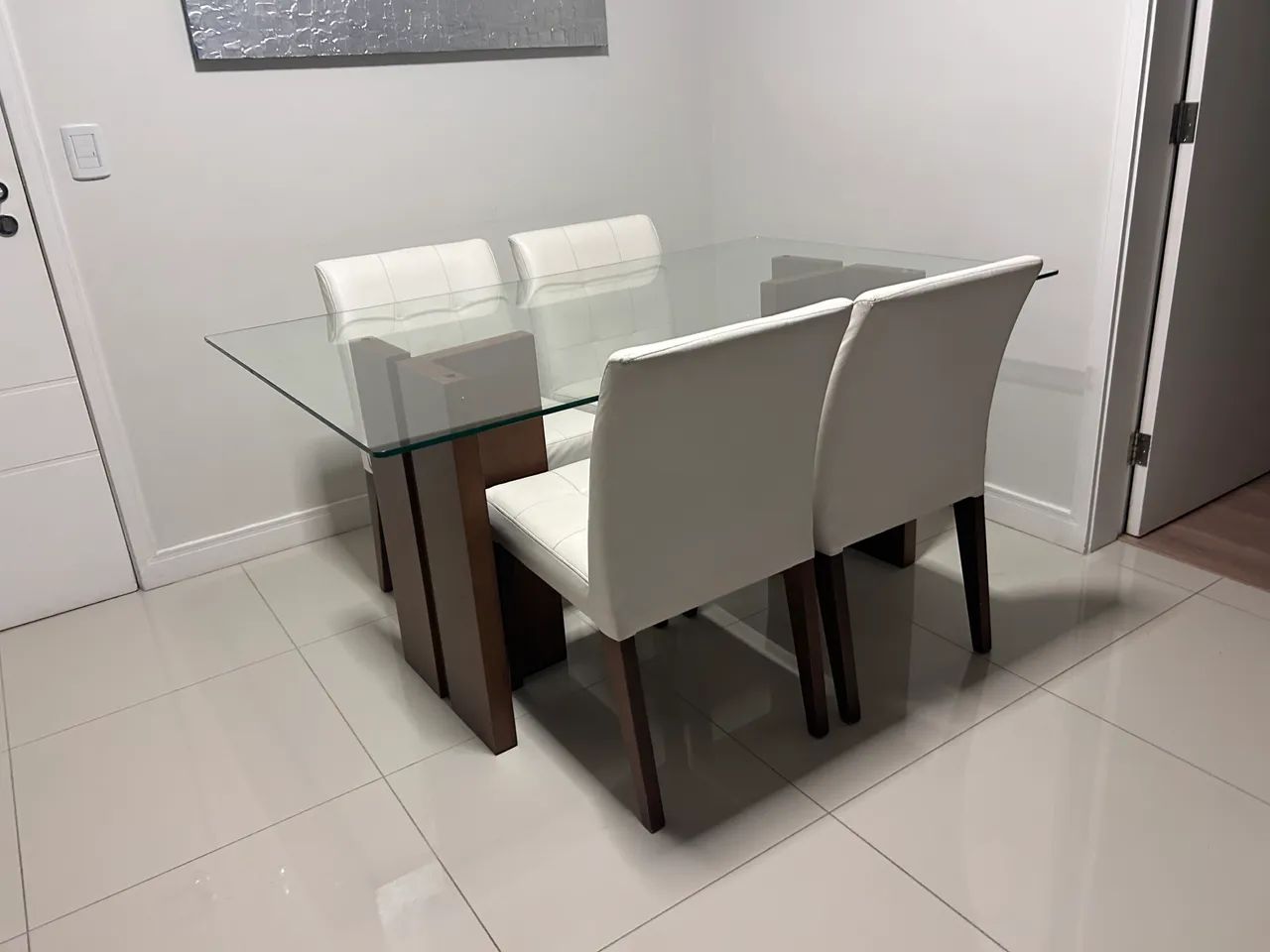 Mesa de jantar com 4 cadeiras  - Foto 2