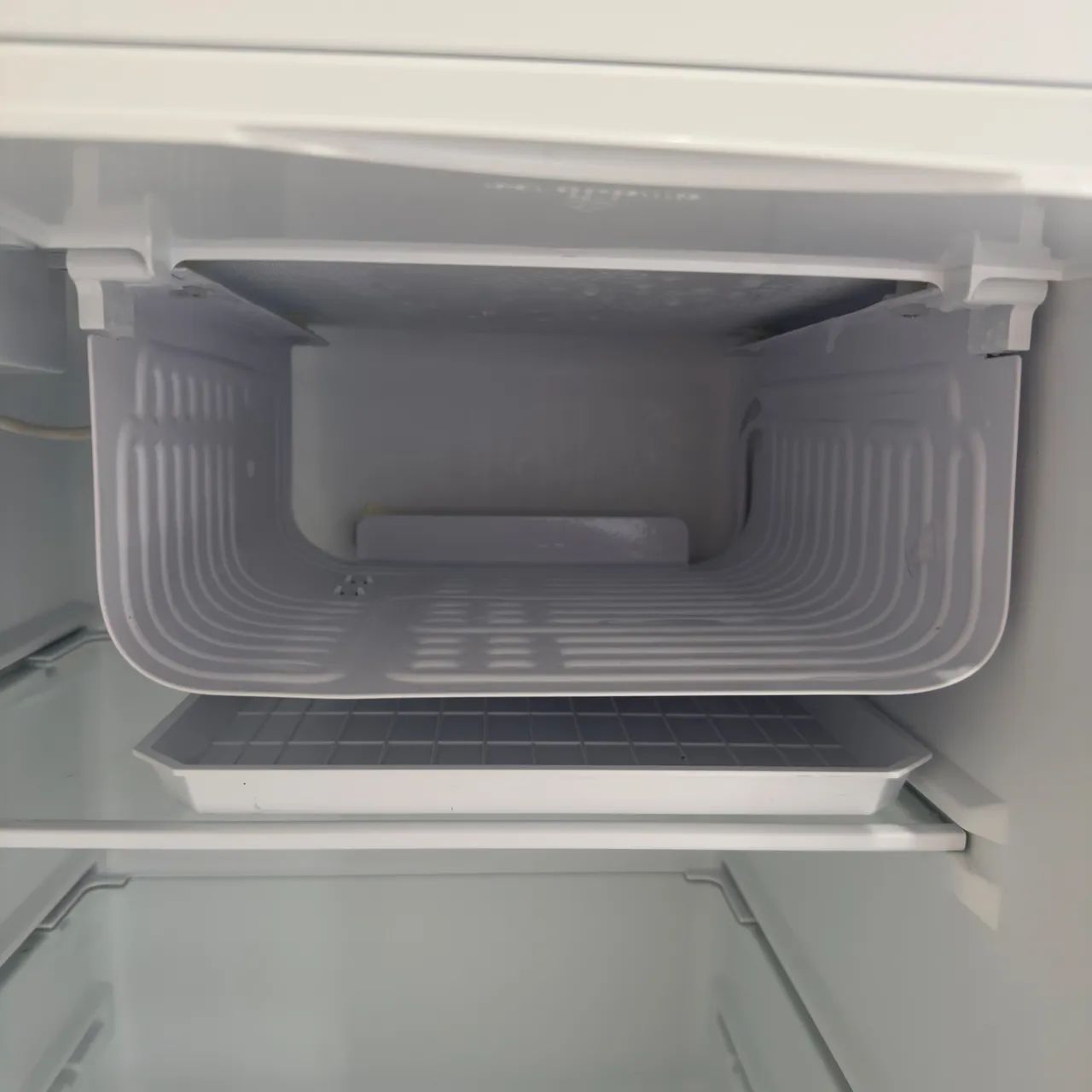 Frigobar Midea 124L - Foto 5