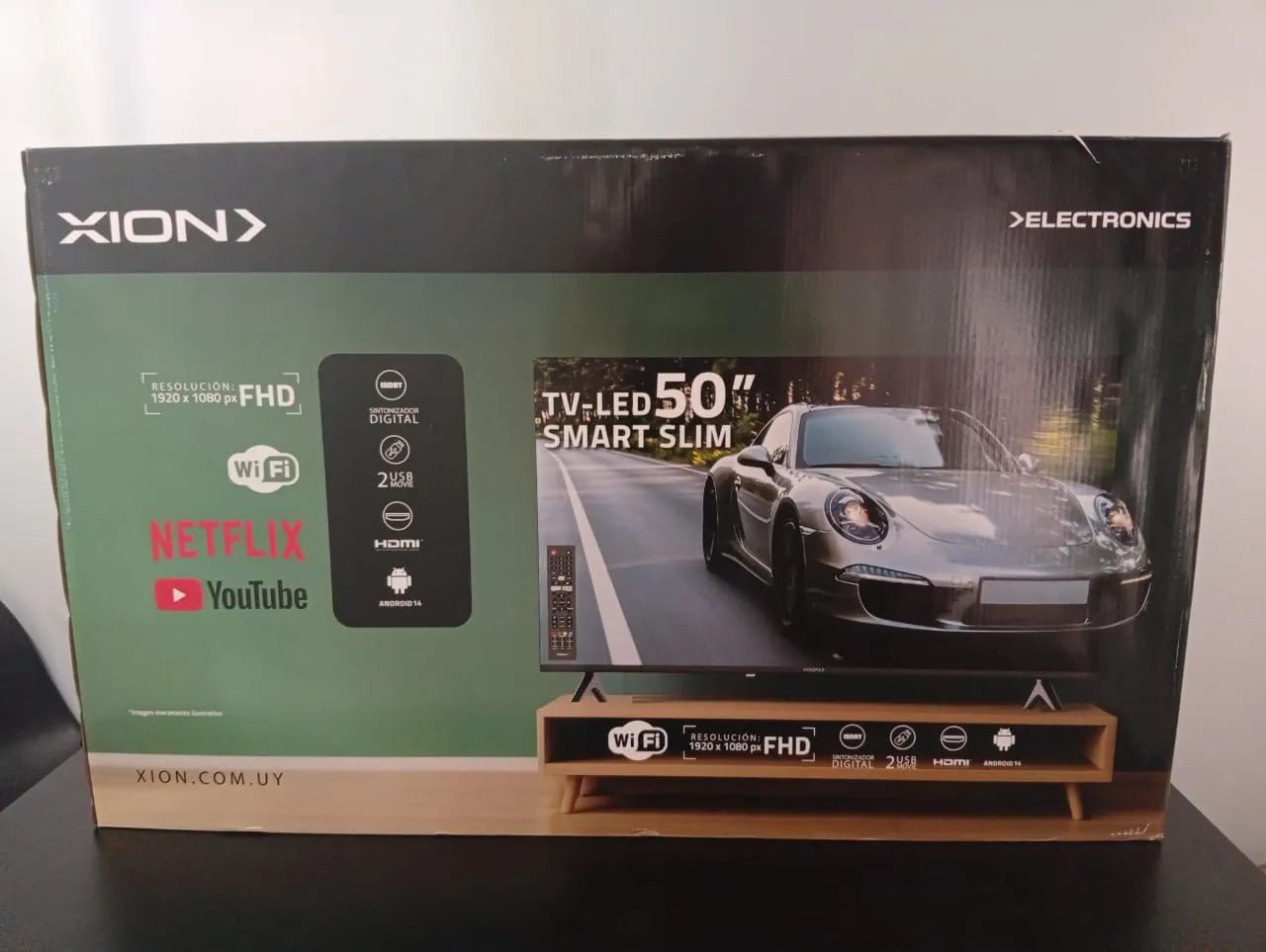 Smart TV 50' nova, lacrada na caixa 