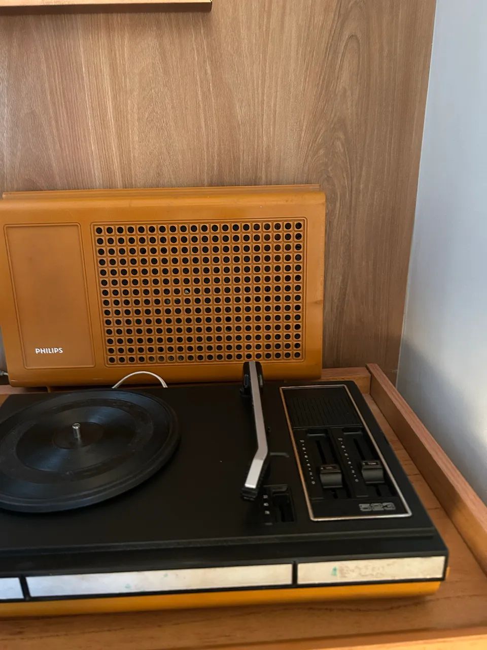 Vitrola Philips 623 para restauro - Foto 5