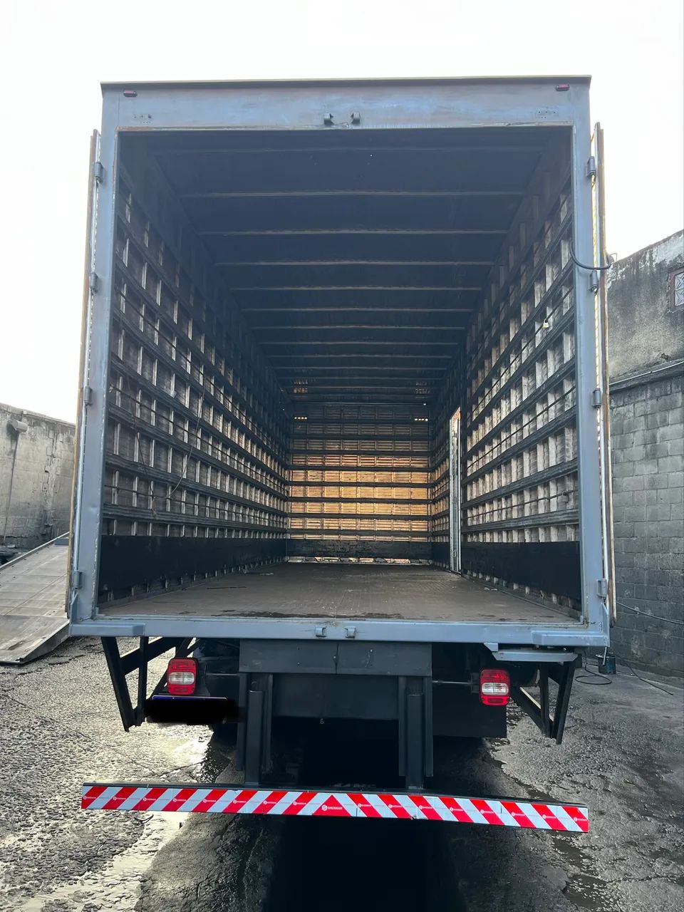 Caminhão pronto pra trabalhar  - Foto 2
