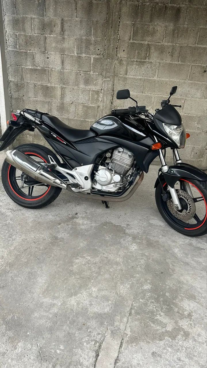Cb300 preta 2010 