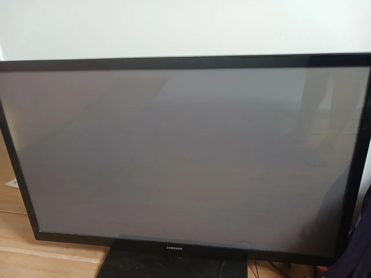 Vendo Tv para retirada de peças - Foto 3