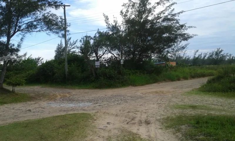 TERRENO 300M2 PRÓXIMO A PRAIA  - Foto 3