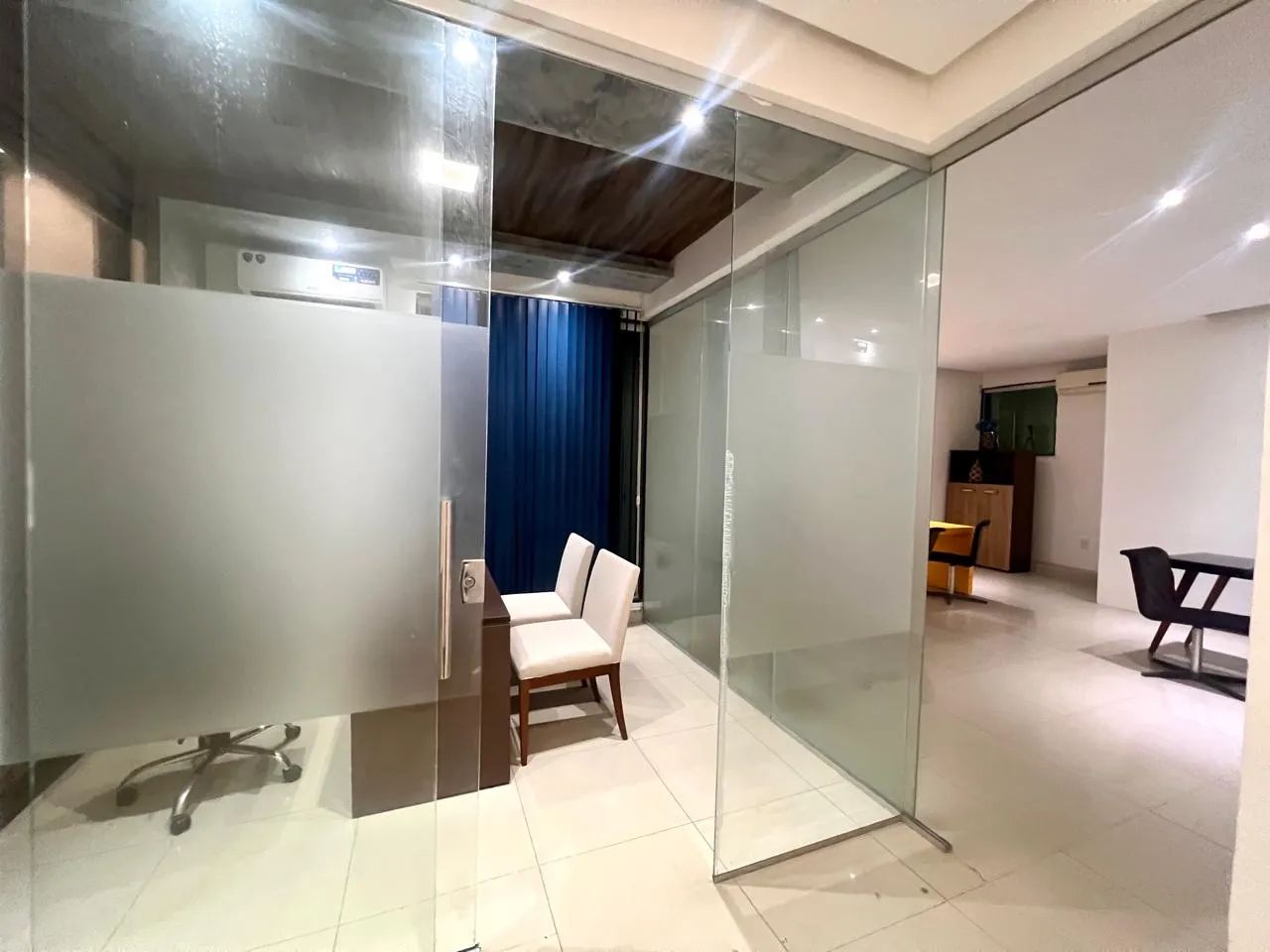ALUGA -  COMERCIAL OU RESIDENCIAL NO MARCO - Foto 3