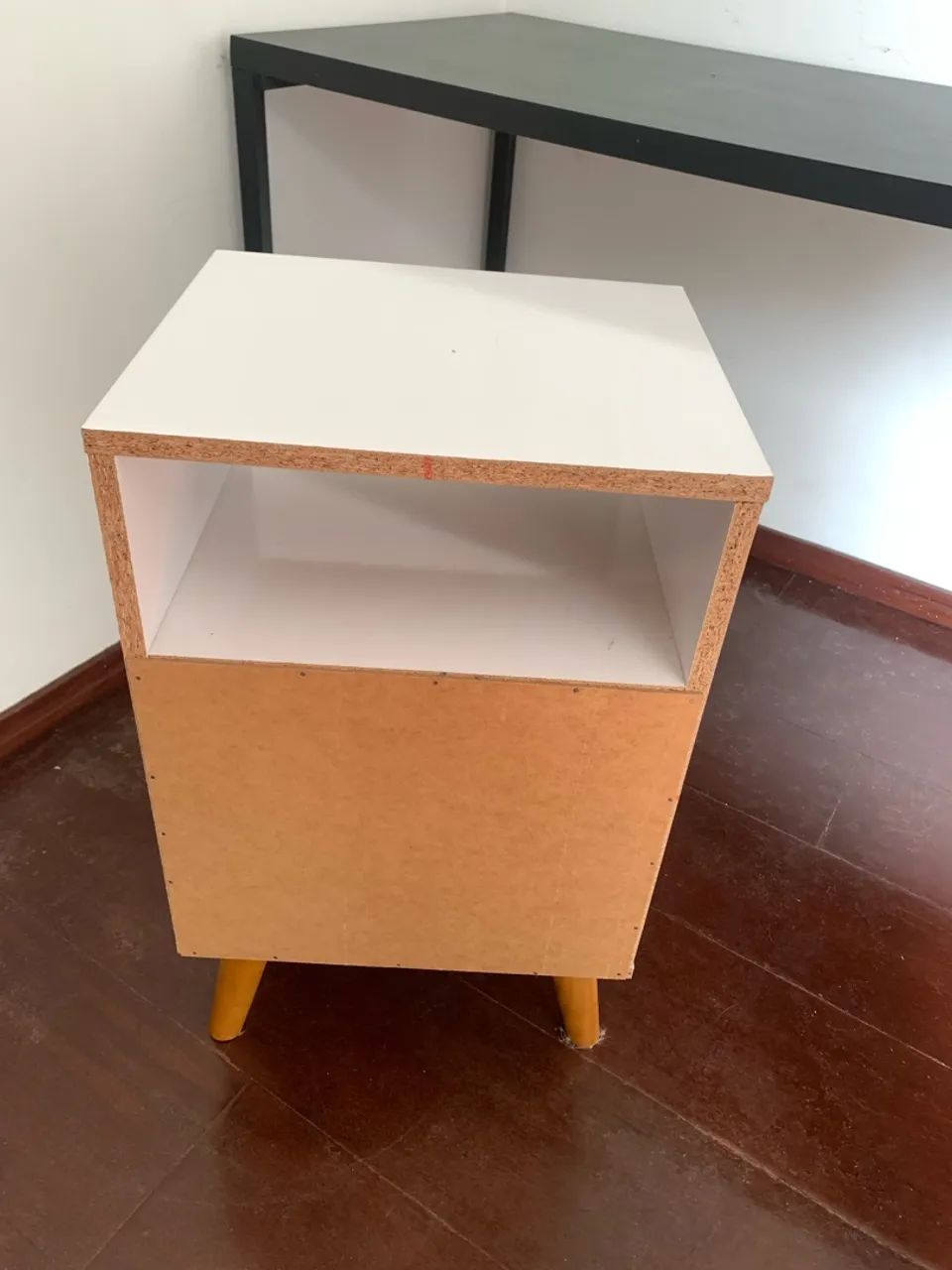 Móvel de cabeceira branco - Foto 3