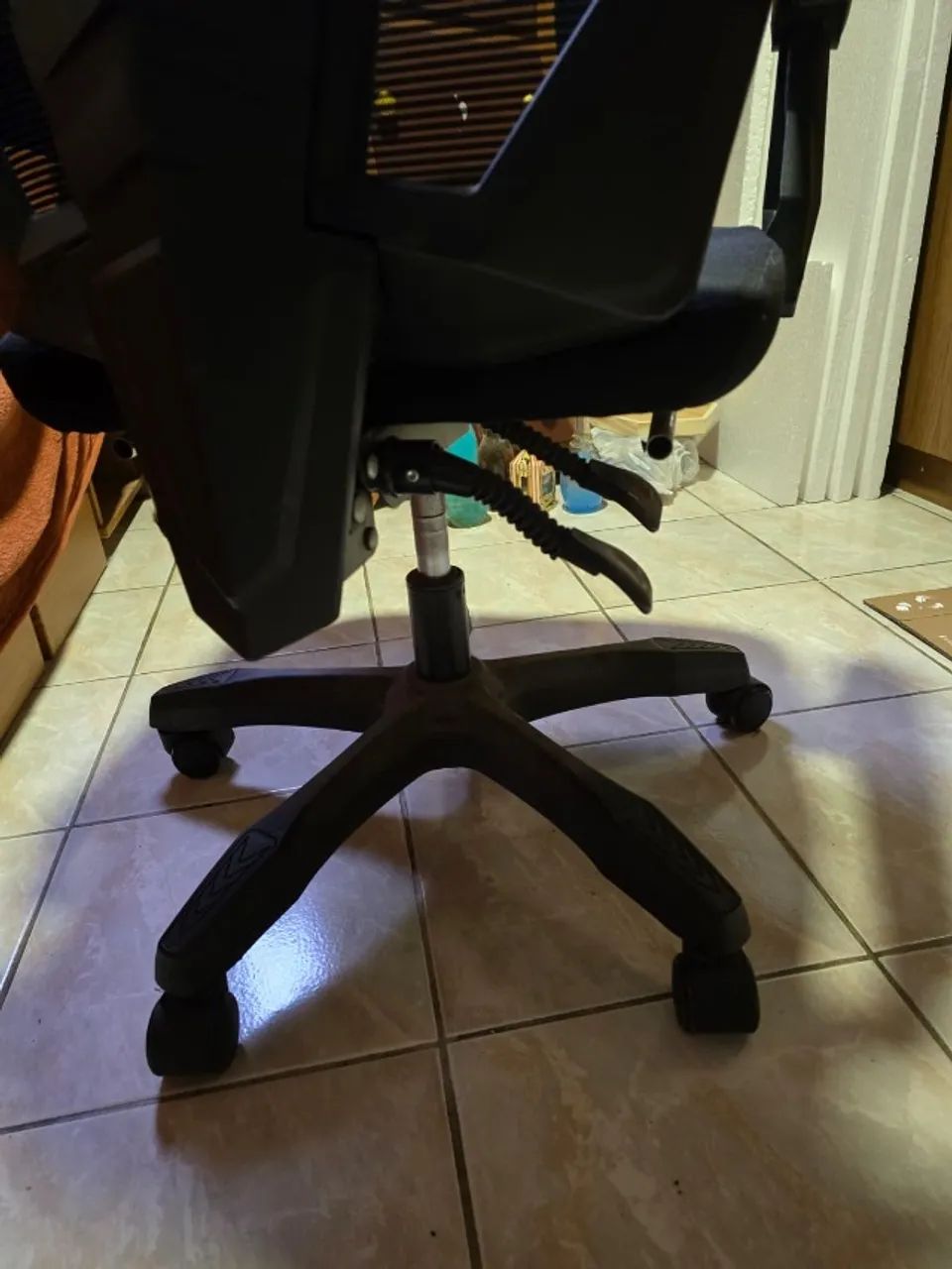 Cadeira ergonômica tela mesh - Foto 2