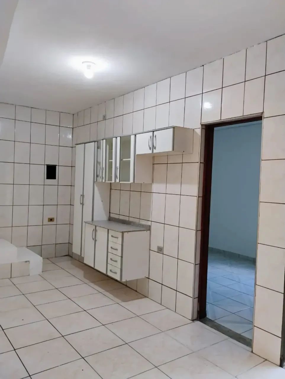 Casa terrea auguel com 60 m², com 2 dormitórios, sendo 1 suíte - D. Pedro I - Foto 2