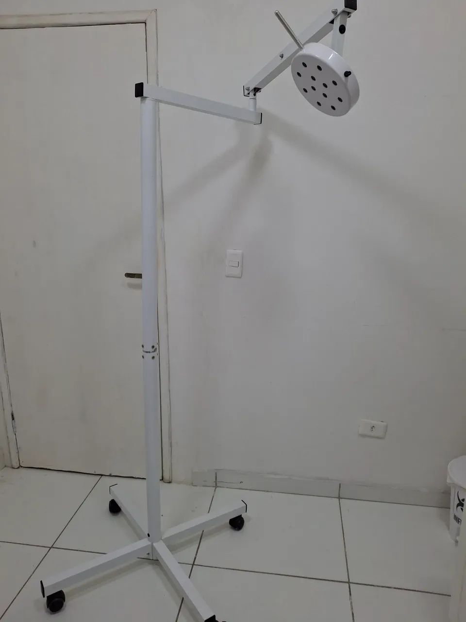 Foco Cirurgico 12 Leds Delta - Foto 2