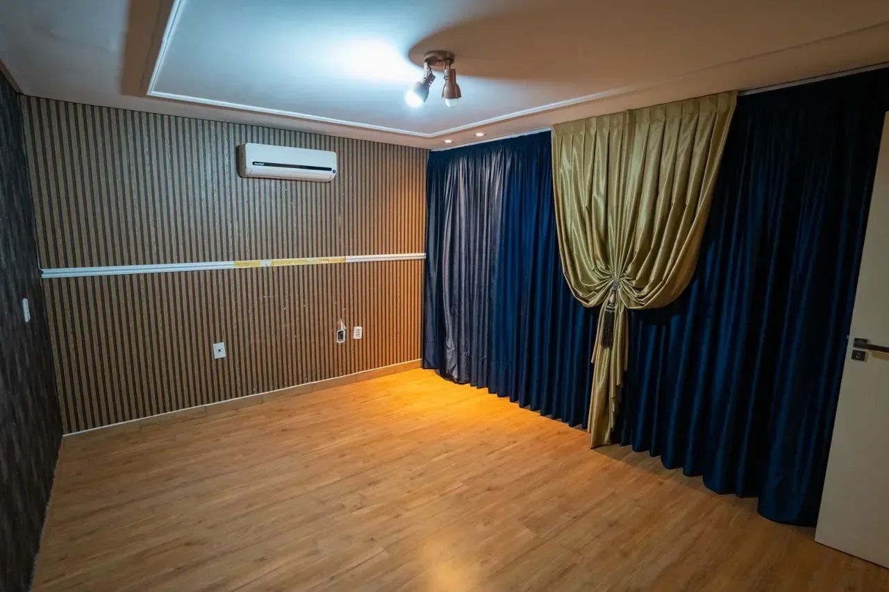 LOCAÇÃO COMERCIAL | IMÓVEL COM 220 M² E 10 AMBIENTES | CENTRO DE TIJUCAS/SC - Foto 4