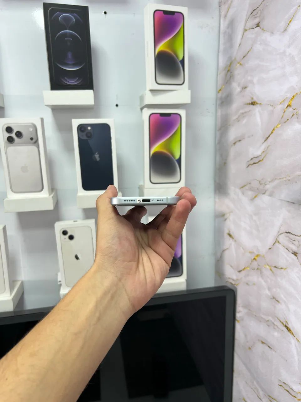 IPhone 15 - 128GB ( Azul ) original  - Foto 3