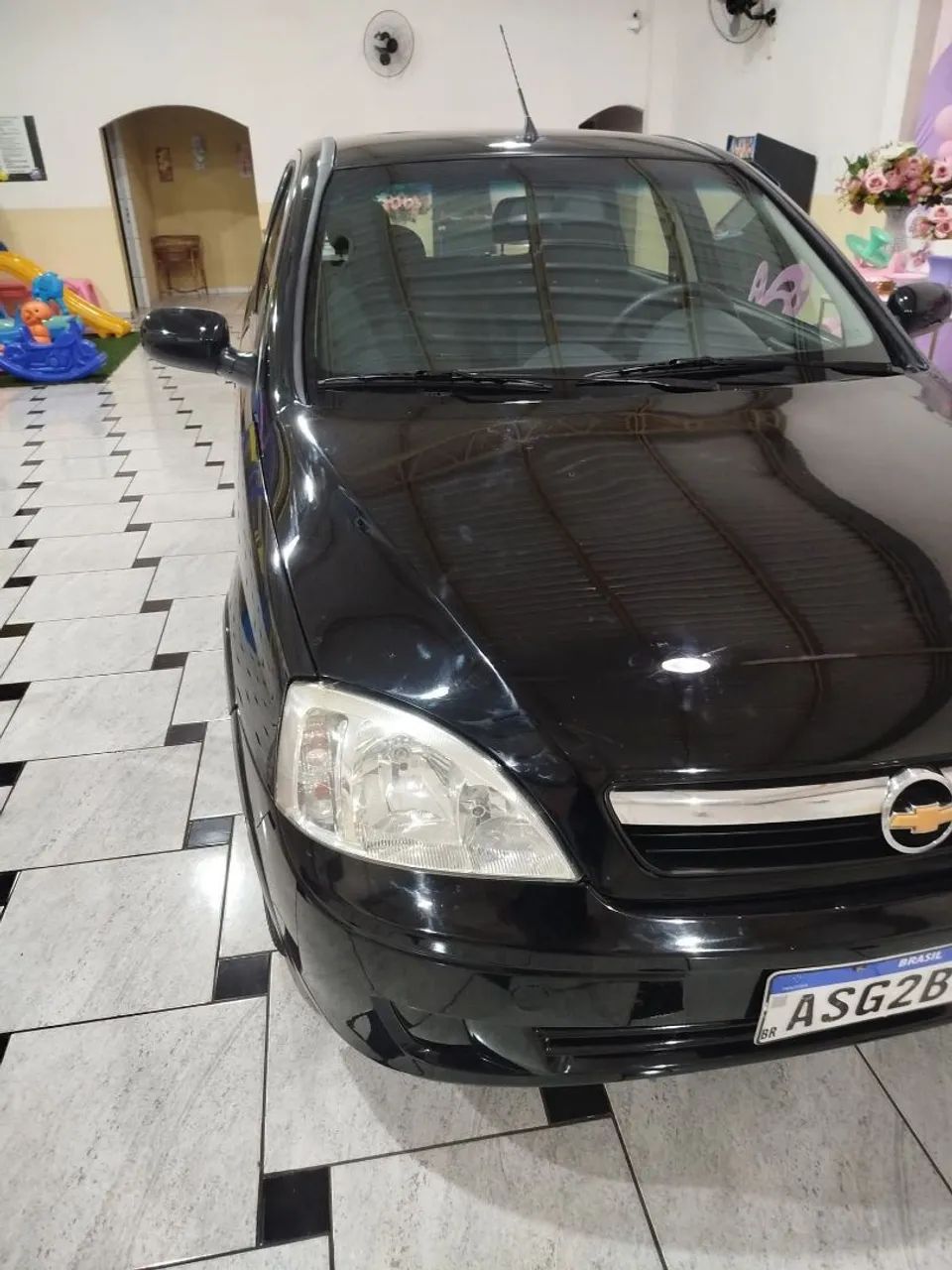 VENDO CORSA HATCH PREMIUM 1.4 COMPLETO COM RODA DE LIGA LEVE , PNEUS ÓTIMO DOCUMENTAÇÃO - Foto 5