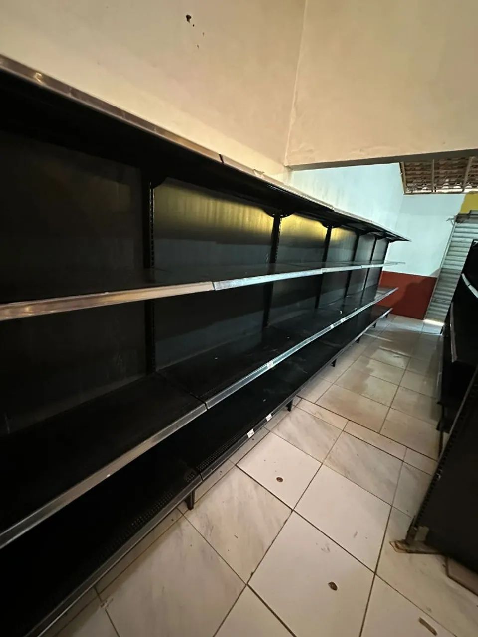 Vendo gôndolas/prateleiras  - Foto 4