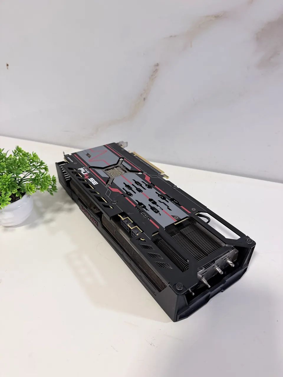 RX 5700 Saphhire Pulsa  - Foto 5