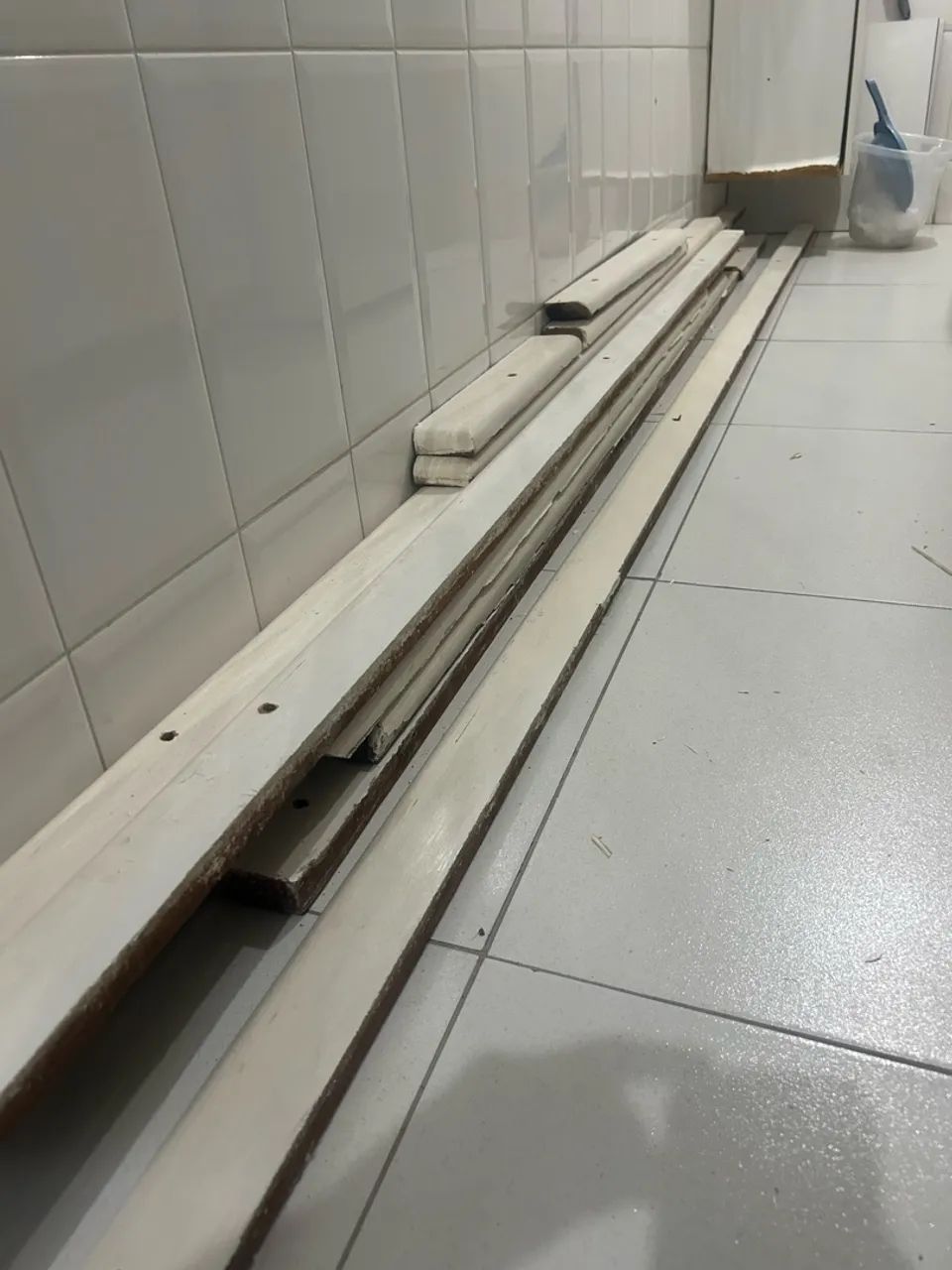 Roda pé de madeira  - Foto 3