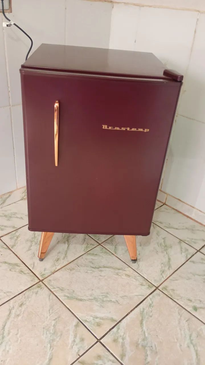 Frigobar Brastemp retrô 