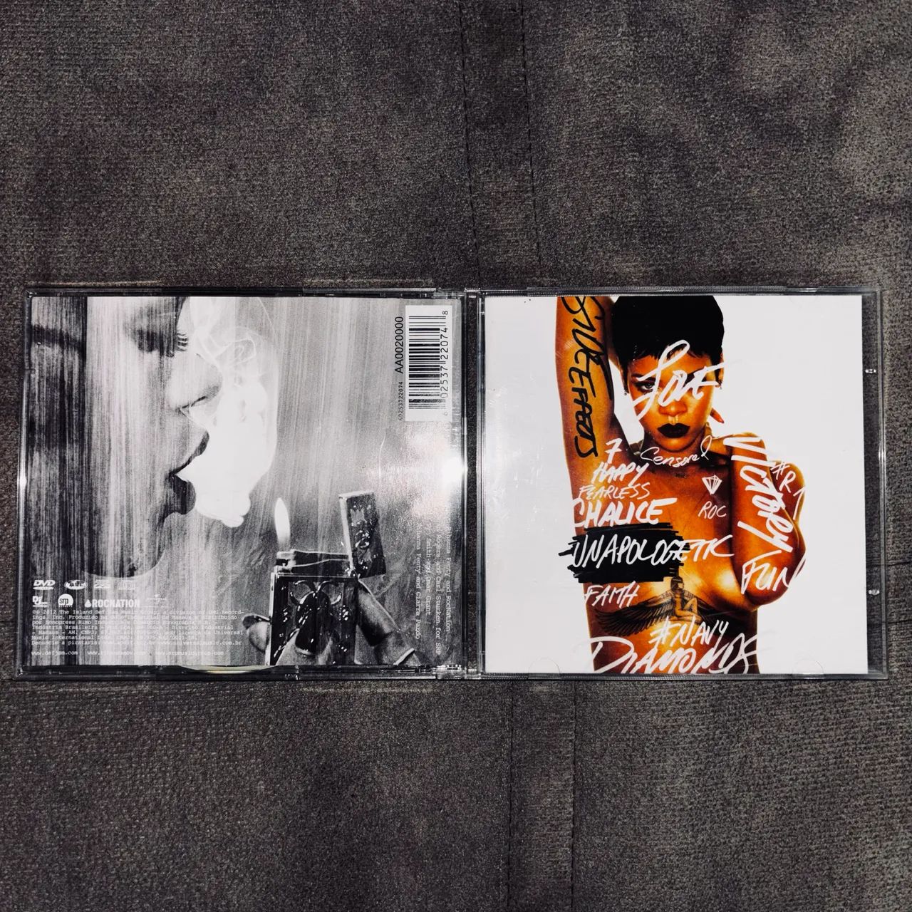 Rihanna - Unapologetic Deluxe Duplo (CD+DVD Loud Tour)