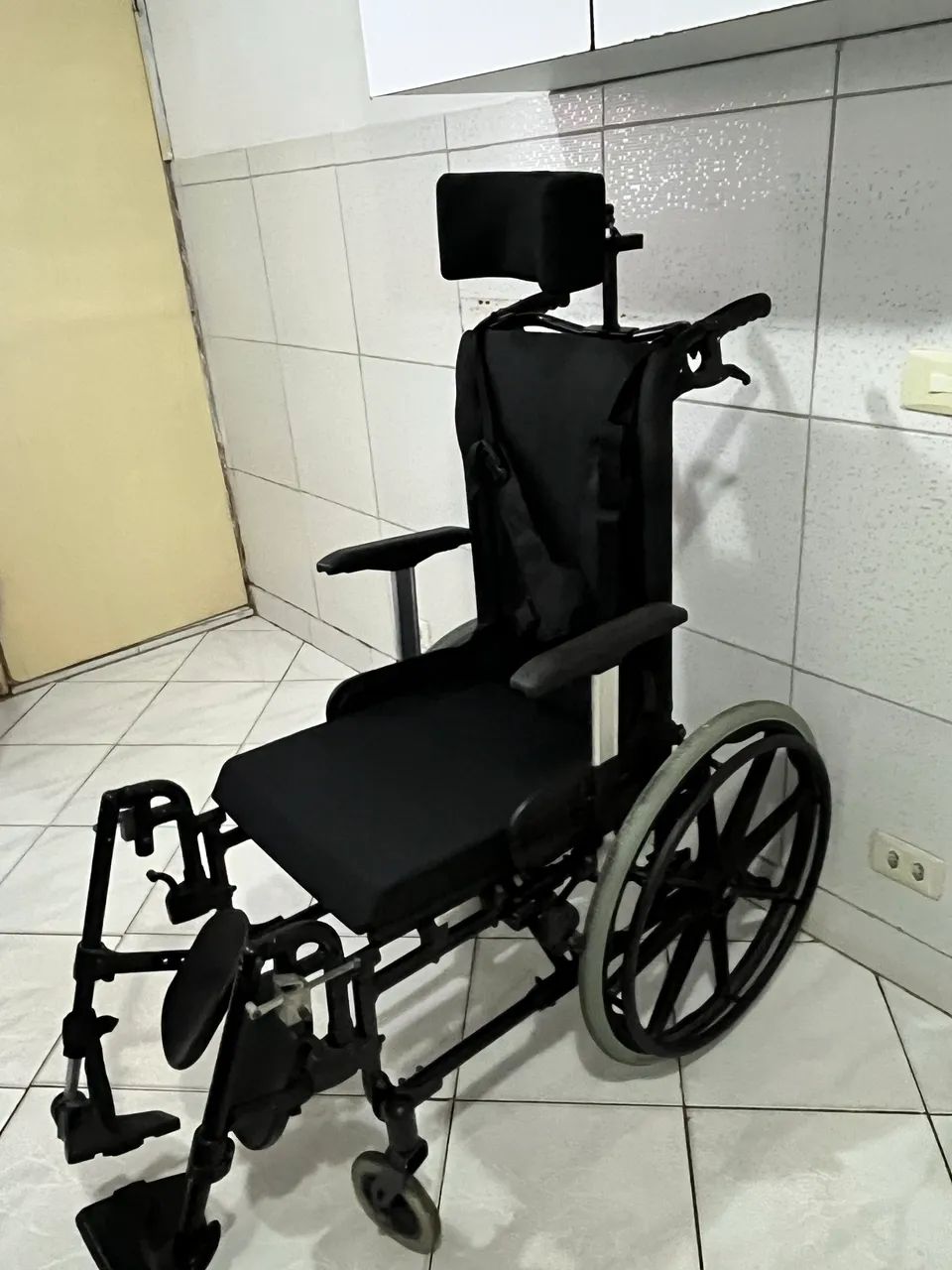 Cadeira de rodas articulada ortobrás