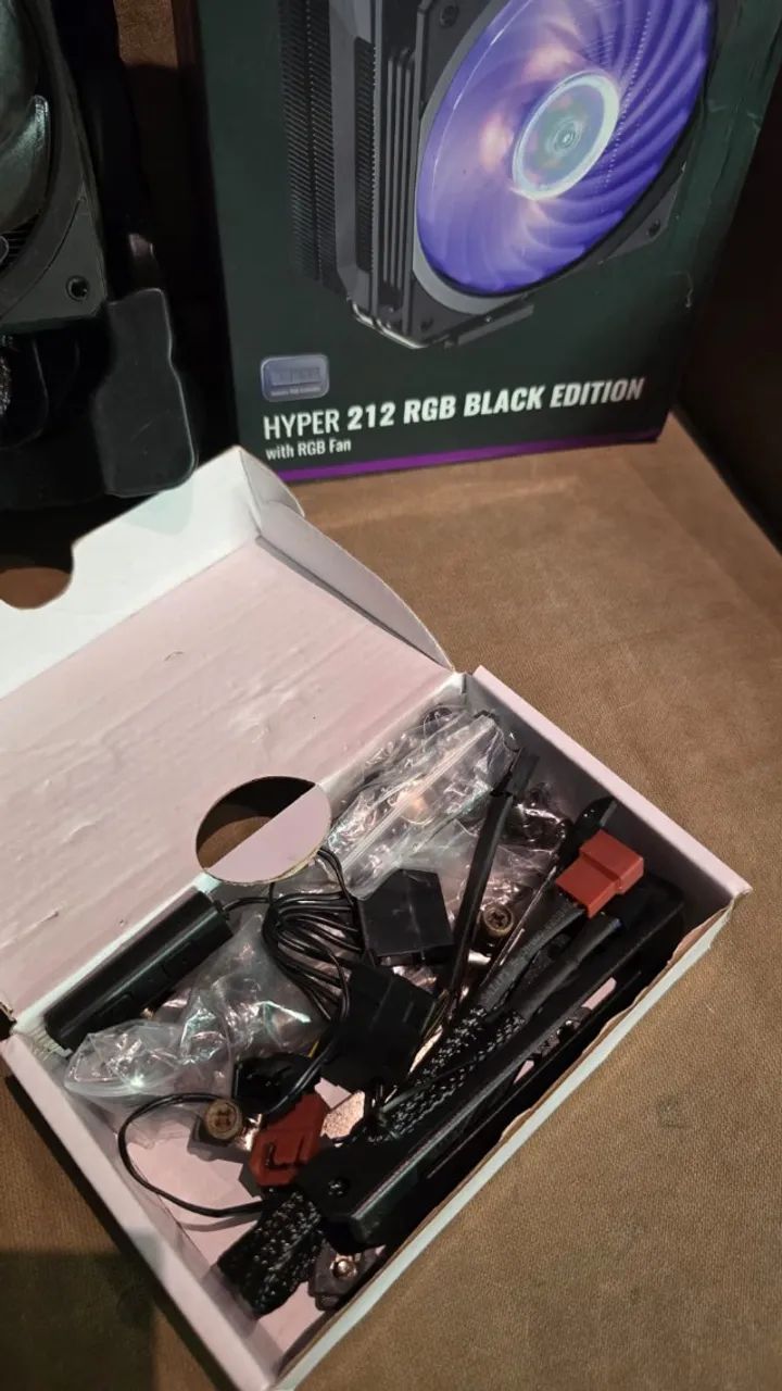 Air Cooler CoolerMaster Hyper 212 RGB Black Edition - Foto 4
