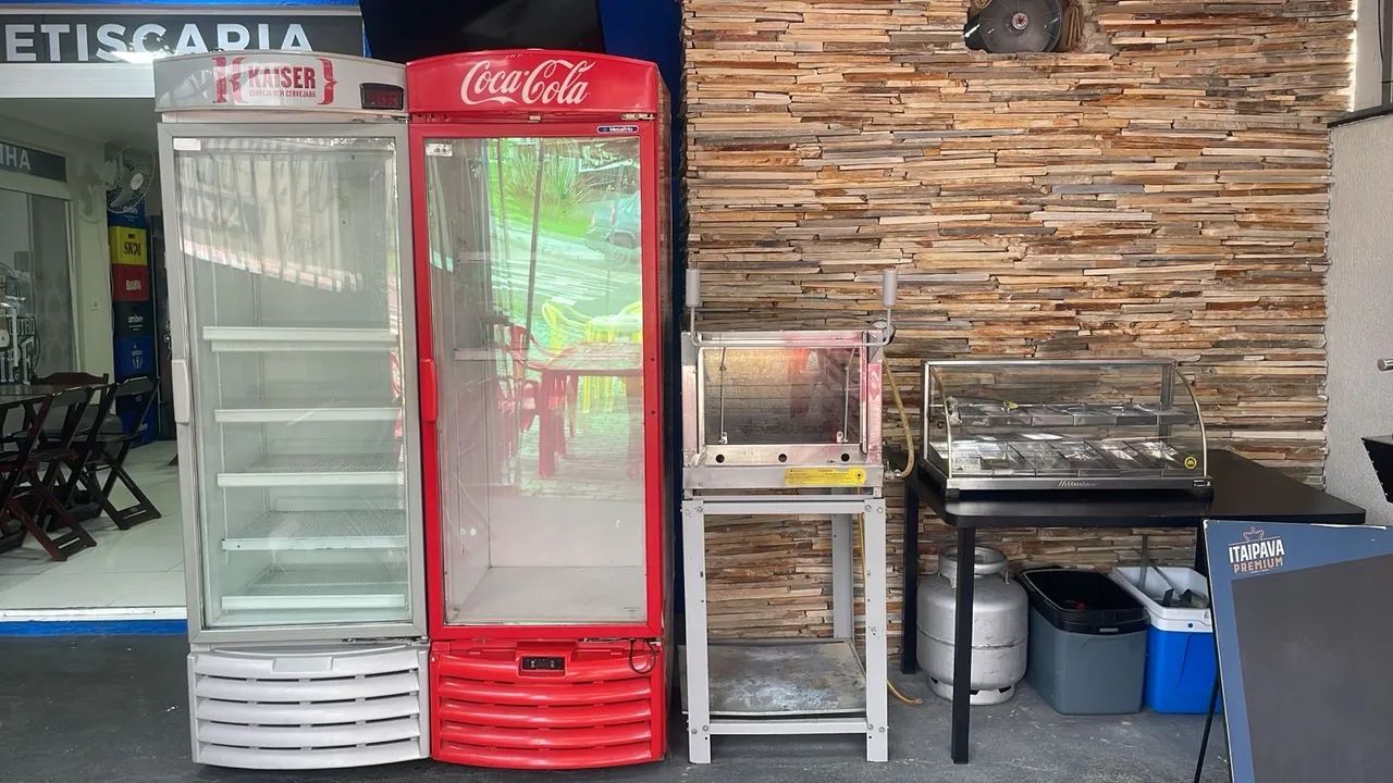 Expositoras Coca-Cola Vertical - Porta de Vidro 378 litros 110 volts (UNIDADE ) - Foto 2