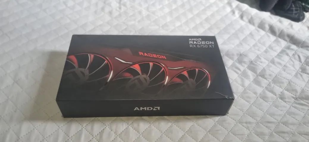 Placa de Vídeo RX 6750 XT