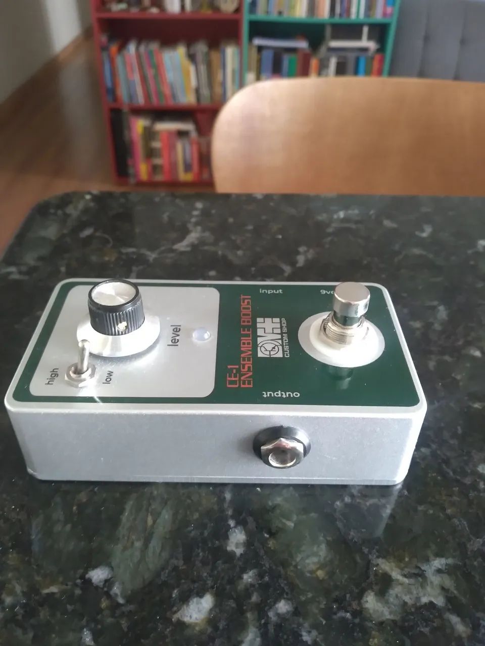 Pedal DMT Custom Shop - Ensemble Boost - CE_1 - Foto 4