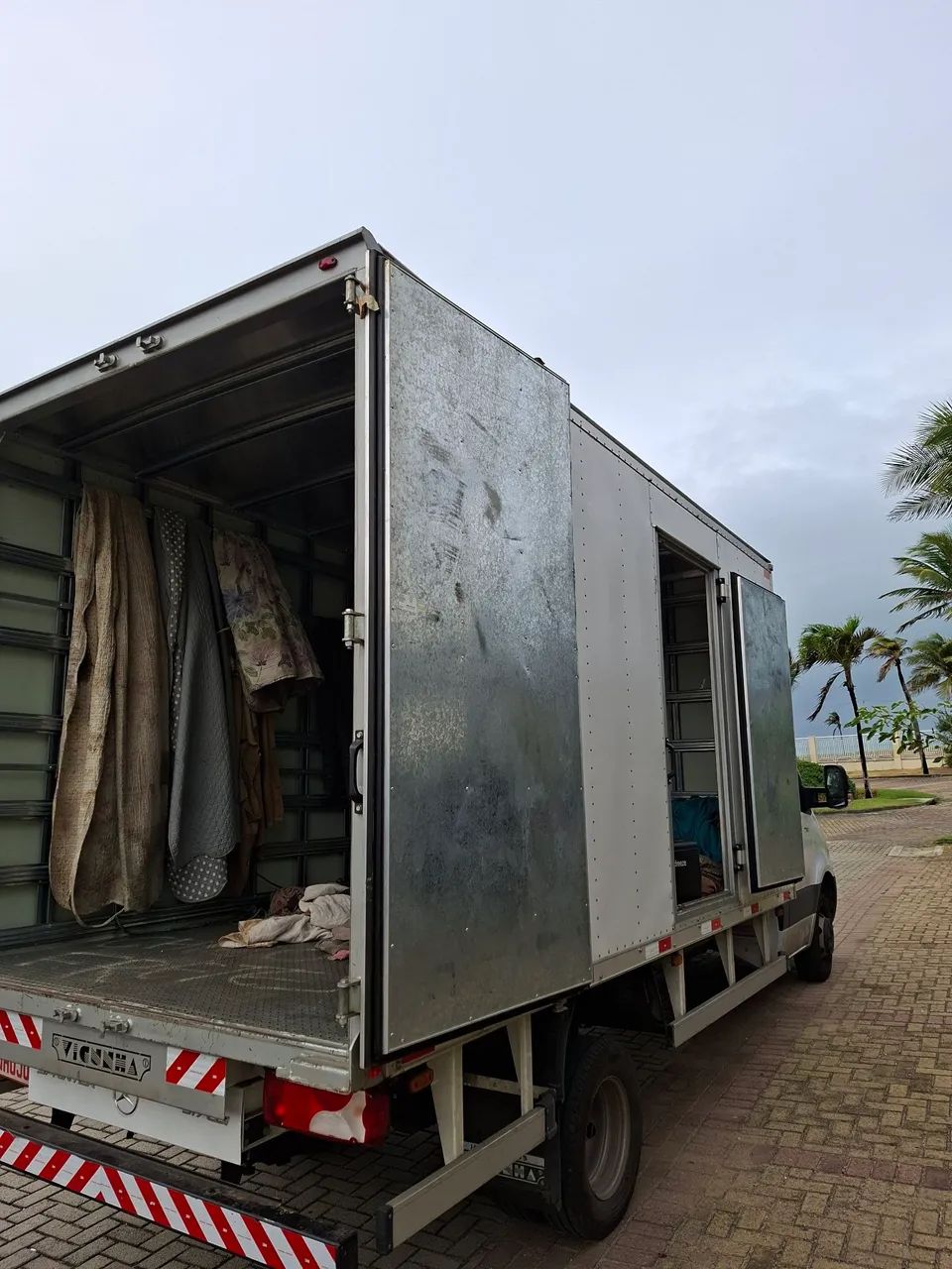 MERCEDES BENZ SPRINTER 517