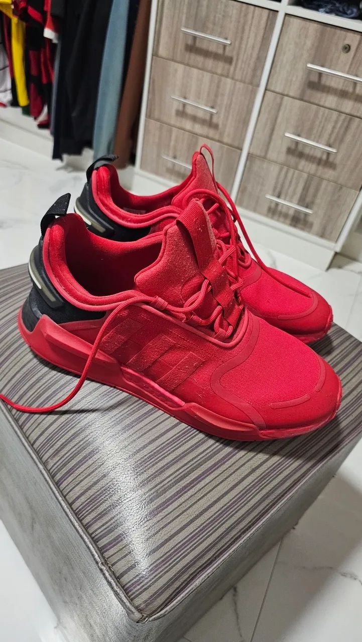 4 pares de tênis 