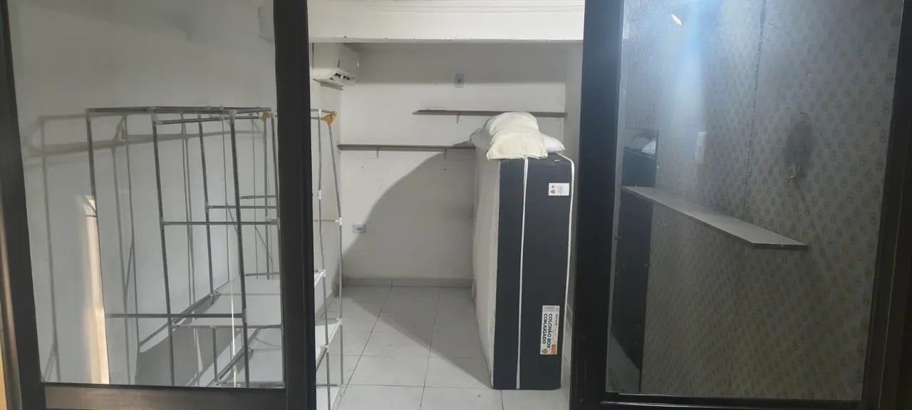 Alugo casa semi mobiliada  - Foto 2